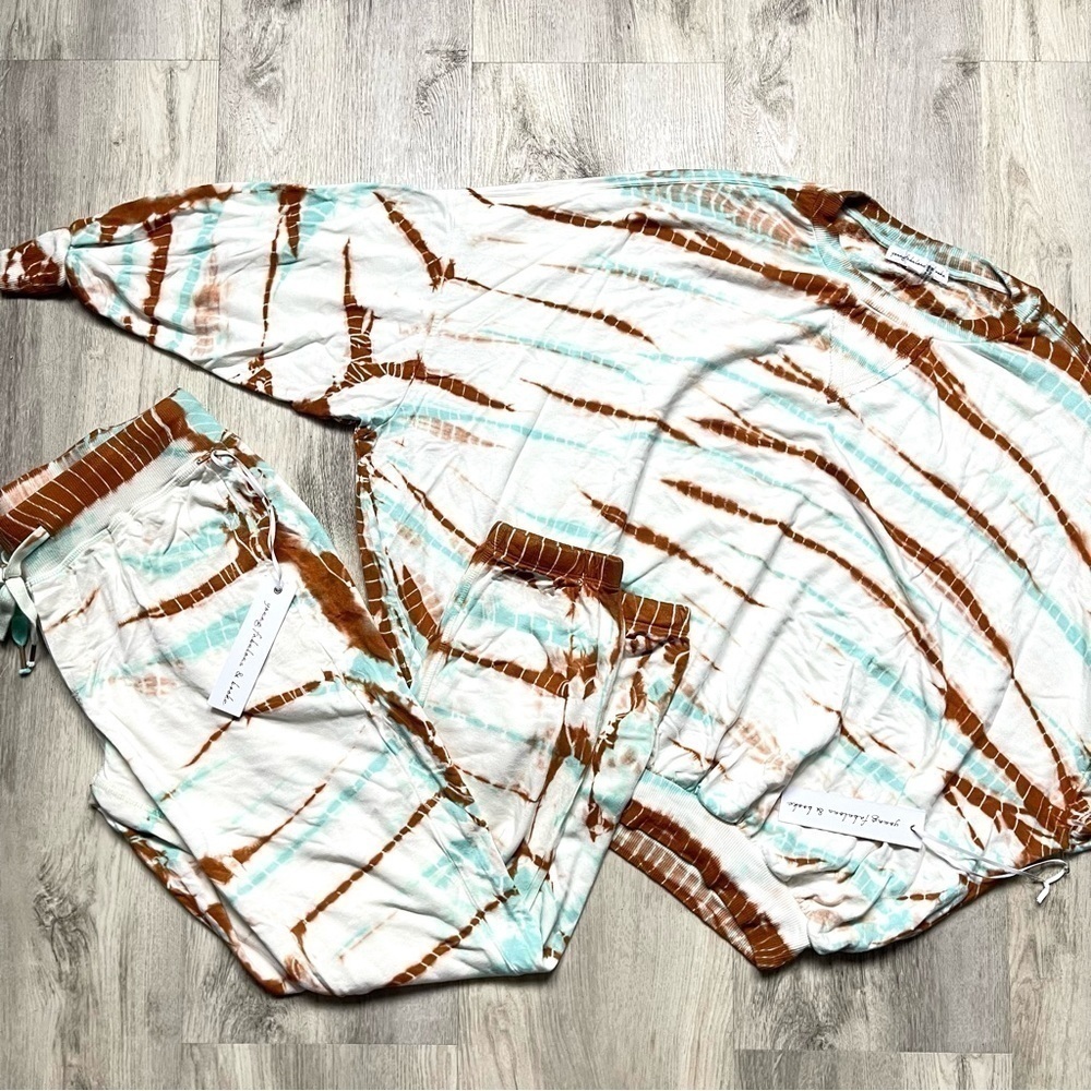 Young Fabulous & Broke Tie Dye Sweatshirt/Jogger Set‎ Size Small Women